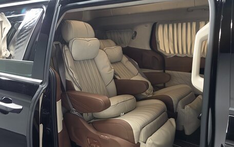 KIA Carnival, 2025 год, 10 679 352 рублей, 10 фотография