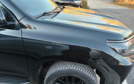 Toyota Land Cruiser Prado 150 рестайлинг 2, 2020 год, 5 750 000 рублей, 9 фотография