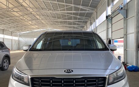 KIA Carnival III, 2020 год, 3 100 000 рублей, 2 фотография
