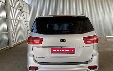 KIA Carnival III, 2020 год, 3 100 000 рублей, 6 фотография