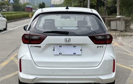 Honda Fit, 2022 год, 1 300 005 рублей, 4 фотография