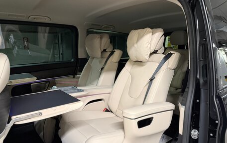 Mercedes-Benz V-Класс, 2025 год, 13 925 000 рублей, 23 фотография