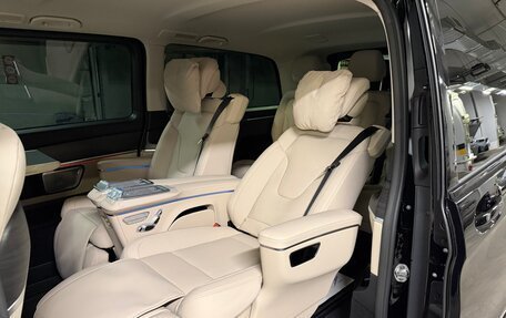 Mercedes-Benz V-Класс, 2025 год, 13 925 000 рублей, 24 фотография