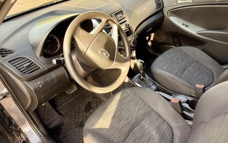 Hyundai Solaris II рестайлинг, 2015 год, 890 000 рублей, 10 фотография