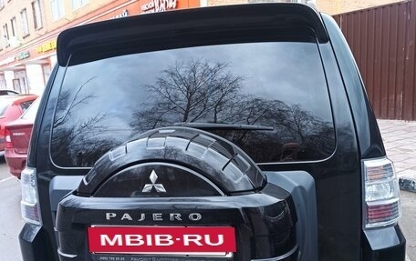 Mitsubishi Pajero IV, 2014 год, 2 570 000 рублей, 8 фотография