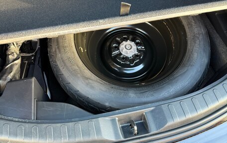 Toyota RAV4, 2019 год, 2 580 000 рублей, 24 фотография