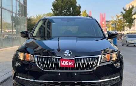 Skoda Karoq I, 2022 год, 1 619 047 рублей, 2 фотография