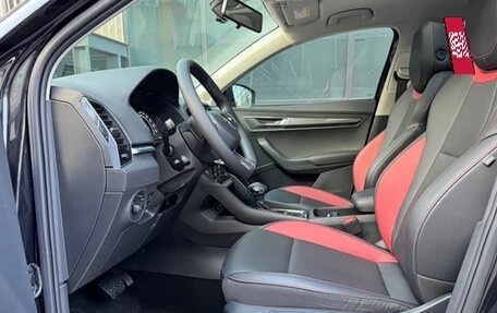 Skoda Karoq I, 2022 год, 1 619 047 рублей, 6 фотография