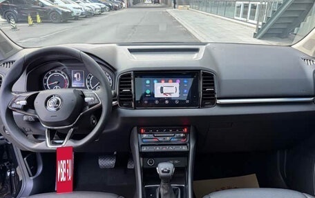 Skoda Karoq I, 2022 год, 1 619 047 рублей, 7 фотография