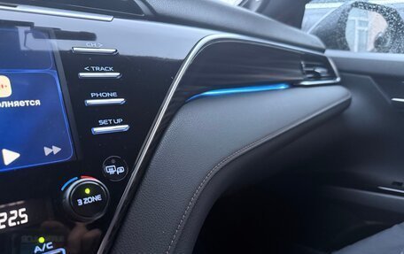 Toyota Camry, 2021 год, 3 200 000 рублей, 11 фотография