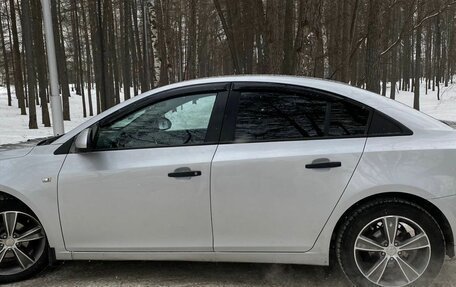 Chevrolet Cruze II, 2011 год, 575 000 рублей, 10 фотография