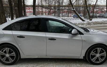 Chevrolet Cruze II, 2011 год, 575 000 рублей, 17 фотография