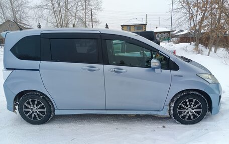 Honda Freed I, 2011 год, 1 250 000 рублей, 2 фотография