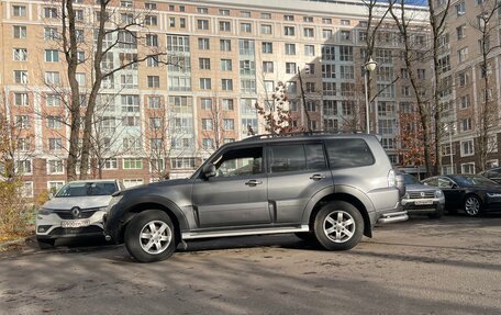 Mitsubishi Pajero IV, 2014 год, 2 600 000 рублей, 31 фотография
