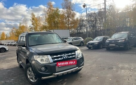 Mitsubishi Pajero IV, 2014 год, 2 600 000 рублей, 22 фотография