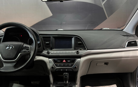 Hyundai Elantra VI рестайлинг, 2016 год, 1 150 000 рублей, 8 фотография