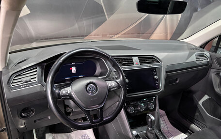 Volkswagen Tiguan II, 2018 год, 1 825 000 рублей, 7 фотография