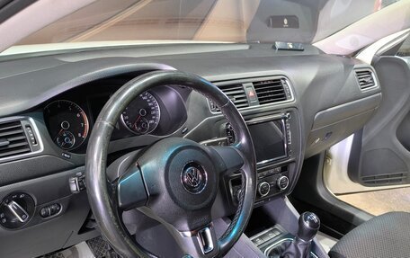 Volkswagen Jetta VI, 2014 год, 850 000 рублей, 7 фотография