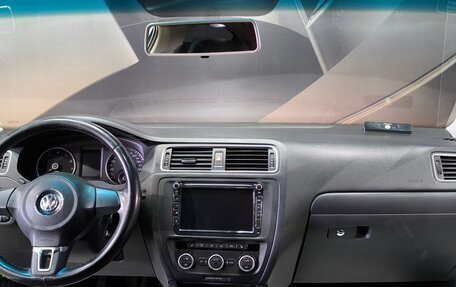 Volkswagen Jetta VI, 2014 год, 850 000 рублей, 8 фотография