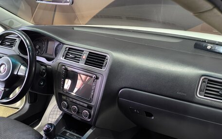 Volkswagen Jetta VI, 2014 год, 850 000 рублей, 9 фотография