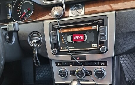 Volkswagen Passat CC I рестайлинг, 2013 год, 1 200 000 рублей, 27 фотография