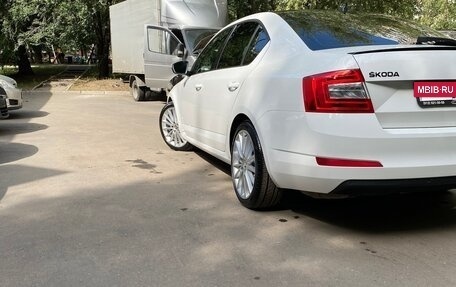 Skoda Octavia, 2014 год, 1 150 000 рублей, 10 фотография