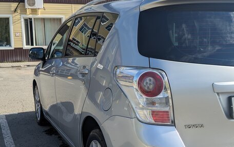 Toyota Verso I, 2012 год, 1 600 000 рублей, 5 фотография