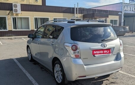 Toyota Verso I, 2012 год, 1 600 000 рублей, 4 фотография