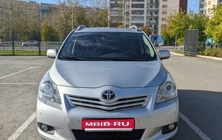 Toyota Verso I, 2012 год, 1 600 000 рублей, 8 фотография