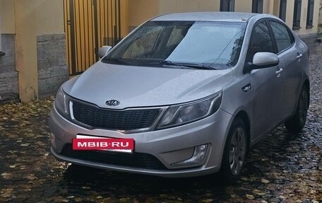 KIA Rio III рестайлинг, 2011 год, 927 000 рублей, 2 фотография