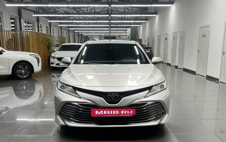 Toyota Camry, 2019 год, 2 795 000 рублей, 3 фотография