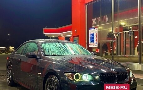 BMW 3 серия, 2007 год, 2 300 000 рублей, 3 фотография