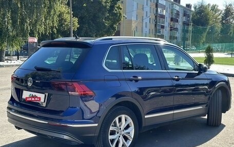 Volkswagen Tiguan II, 2018 год, 2 350 000 рублей, 3 фотография