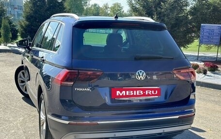 Volkswagen Tiguan II, 2018 год, 2 350 000 рублей, 4 фотография