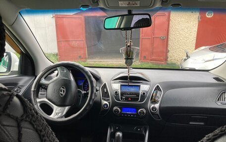 Hyundai Tucson III, 2013 год, 1 450 000 рублей, 19 фотография