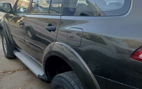 Mitsubishi Pajero Sport II рестайлинг, 2013 год, 1 500 000 рублей, 3 фотография