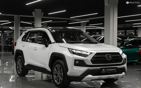 Toyota RAV4, 2025 год, 4 300 000 рублей, 2 фотография