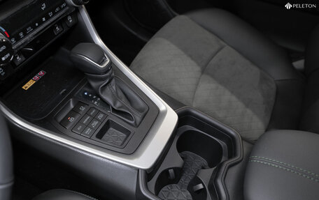 Toyota RAV4, 2025 год, 4 300 000 рублей, 15 фотография