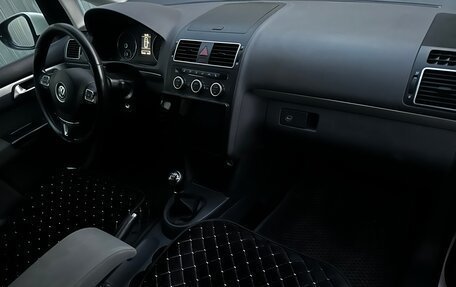 Volkswagen Touran III, 2013 год, 990 000 рублей, 5 фотография