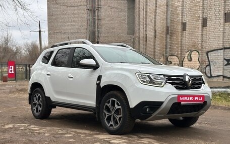 Renault Duster, 2021 год, 1 600 000 рублей, 2 фотография