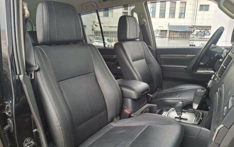 Mitsubishi Pajero IV, 2015 год, 2 890 000 рублей, 11 фотография