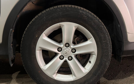 Toyota RAV4, 2013 год, 1 880 000 рублей, 10 фотография