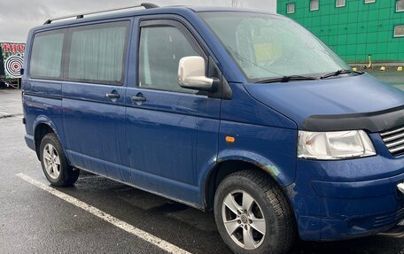 Volkswagen Transporter T5 рестайлинг, 2004 год, 745 000 рублей, 1 фотография