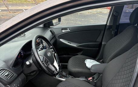 Hyundai Solaris II рестайлинг, 2014 год, 900 000 рублей, 15 фотография