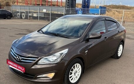 Hyundai Solaris II рестайлинг, 2014 год, 900 000 рублей, 12 фотография