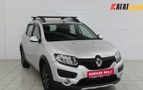 Renault Sandero II рестайлинг, 2015 год, 850 000 рублей, 3 фотография