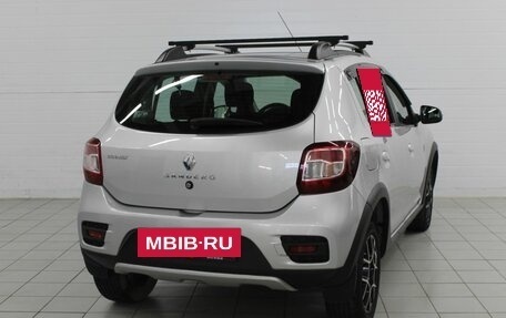 Renault Sandero II рестайлинг, 2015 год, 850 000 рублей, 6 фотография
