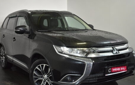 Mitsubishi Outlander III рестайлинг 3, 2016 год, 1 419 000 рублей, 1 фотография