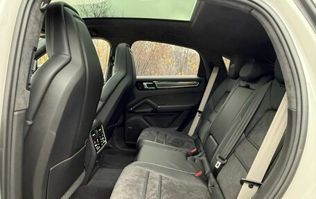 Porsche Cayenne III, 2021 год, 14 700 000 рублей, 12 фотография