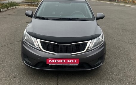 KIA Rio III рестайлинг, 2015 год, 830 000 рублей, 2 фотография